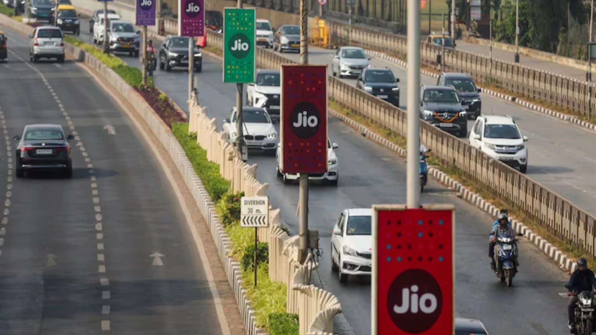 Jio IPO ने रचा इतिहास, 1 करोड़ से ज्यादा आवेदन; वैश्विक रिकॉर्ड बनाने वाला पहला इश्यू
